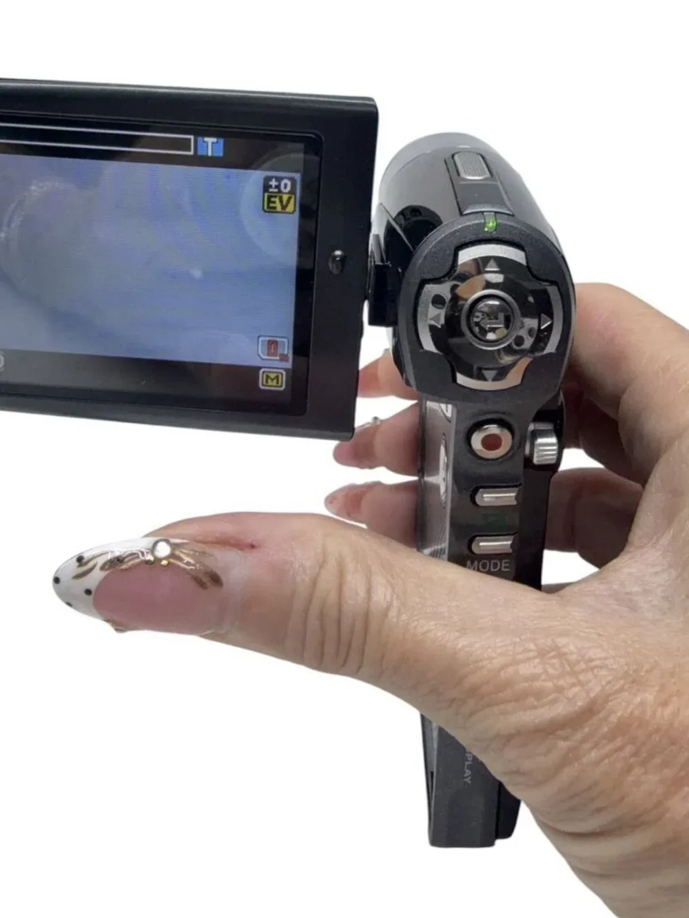 DXG-569V HD 720p Digital Camcorder 5MP 3” Flip LCD w/ Case Tested
